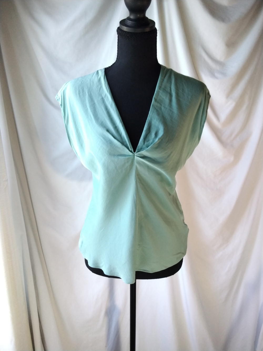Light Aqua V-Neck Twist Front Cap Sleeve Blouse